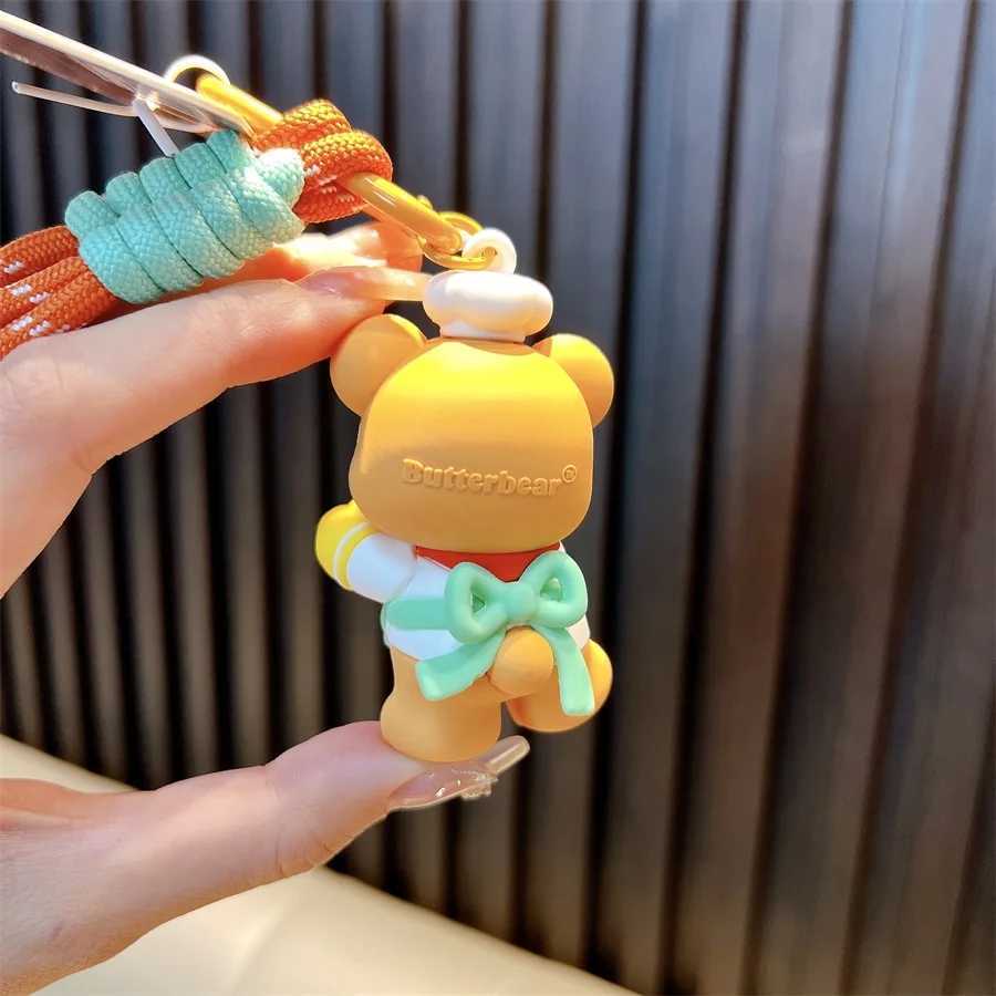 Cartoon Butter Bear Keychain Pendant Cute Fashion Doll Creative Car Keychain Ring Luggage Accessories Gift for ChildrenXJ250319