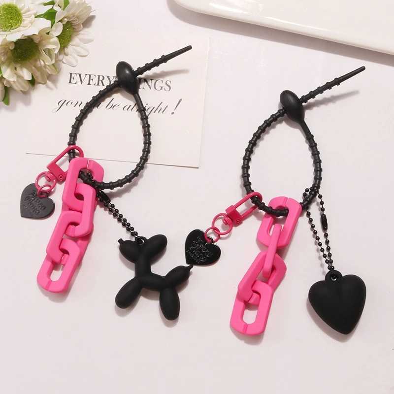 Ins Punk Cute Balloon Dog Resin Keychain Cartoon PU Black Heart Keychain Car Keybag Phone Pendant KeychainXJ250319