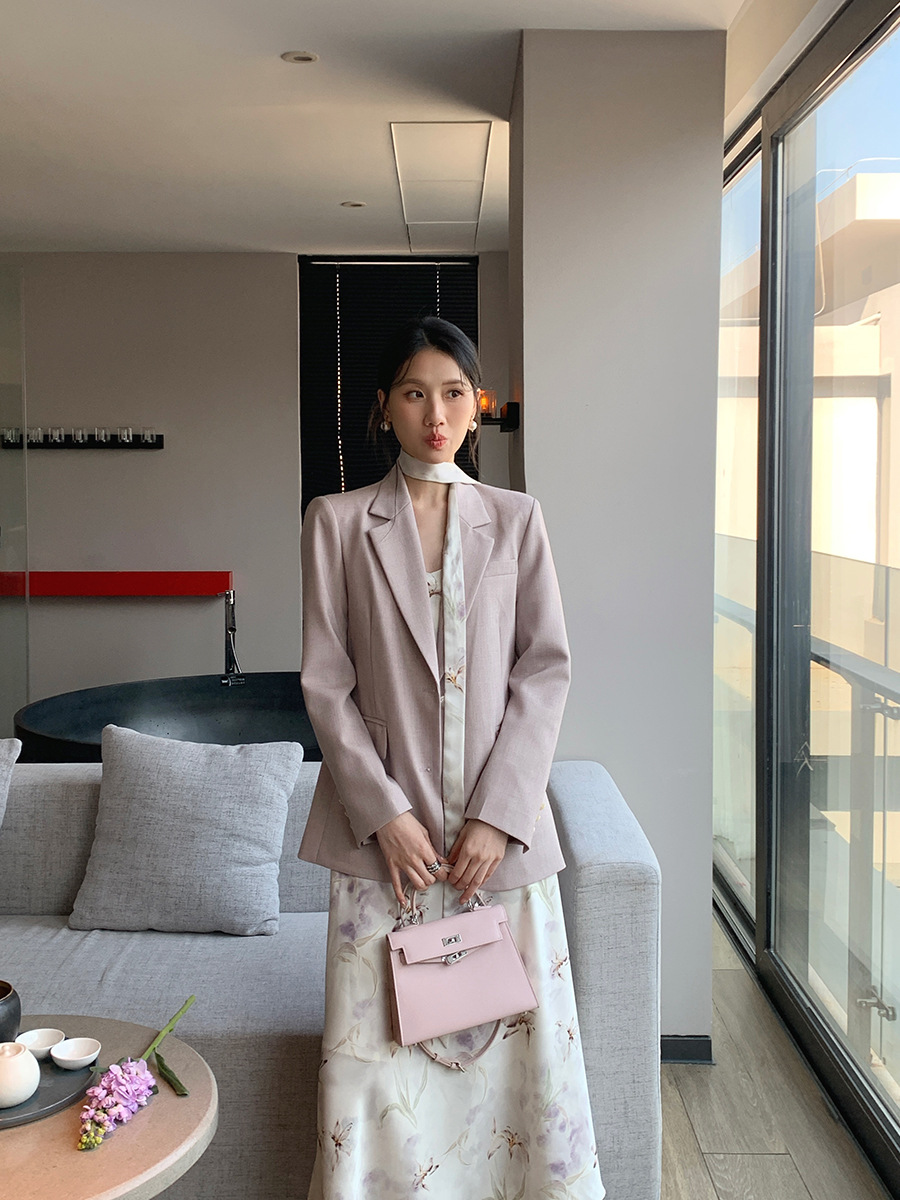 Y317Stylish Women's Loose-Fit Suit Jacket | Seasonal Lightweight French Suiting Ensemble