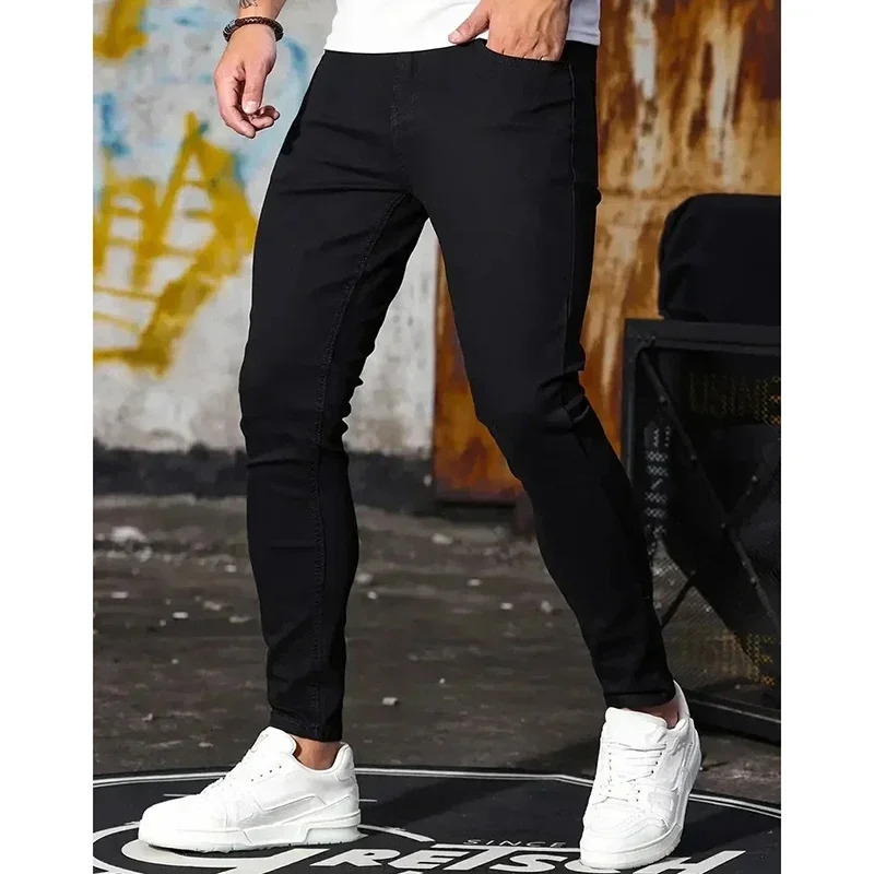 Spring 2025 Mens N Leg Jeans Comfortable Pocket Straight Denim Pants Classic Solid Casual Day 250320