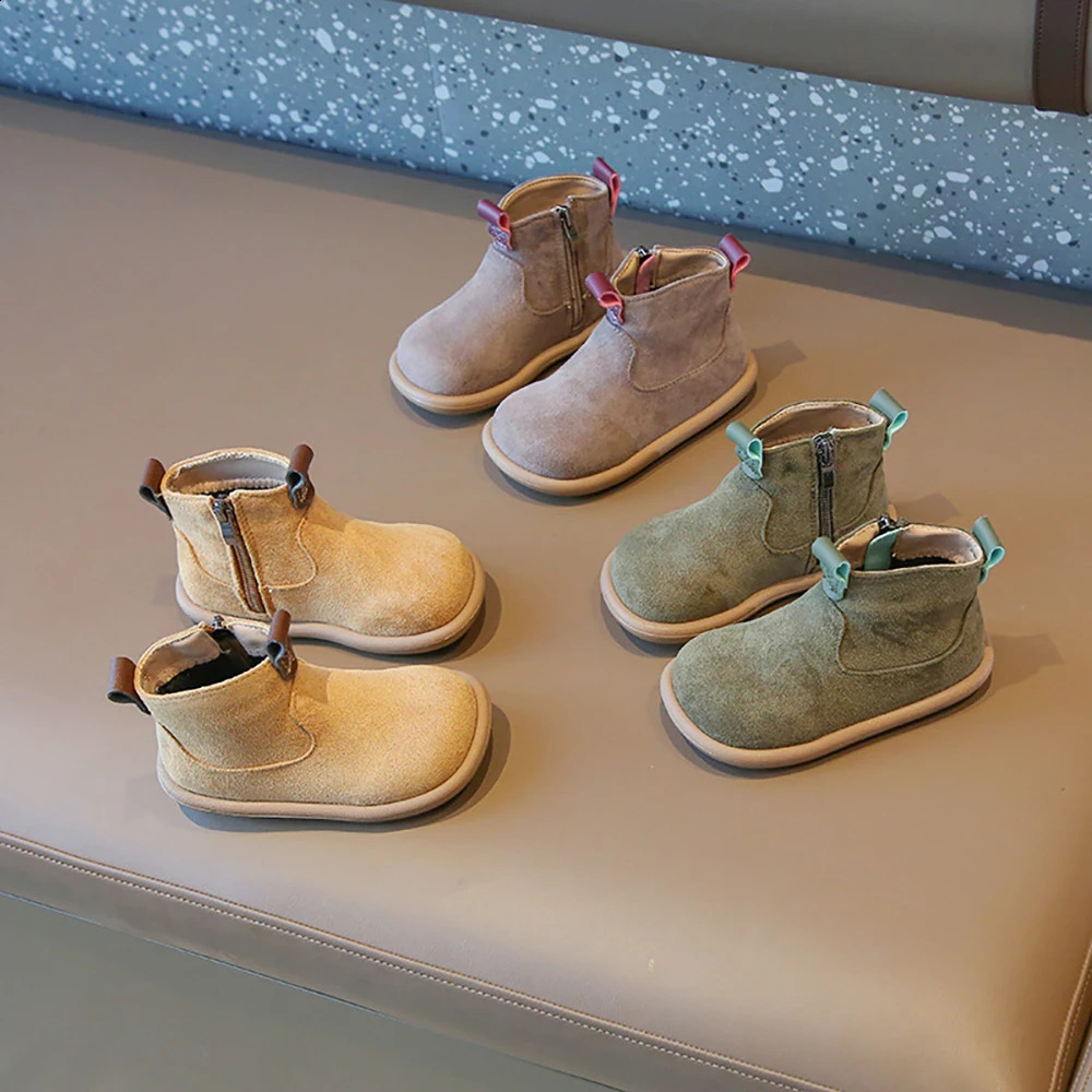 Baby Padded Martin Boots Autumn and Winter girls hundred retro cotton boots British style boys solid color padded cotton boo 250319