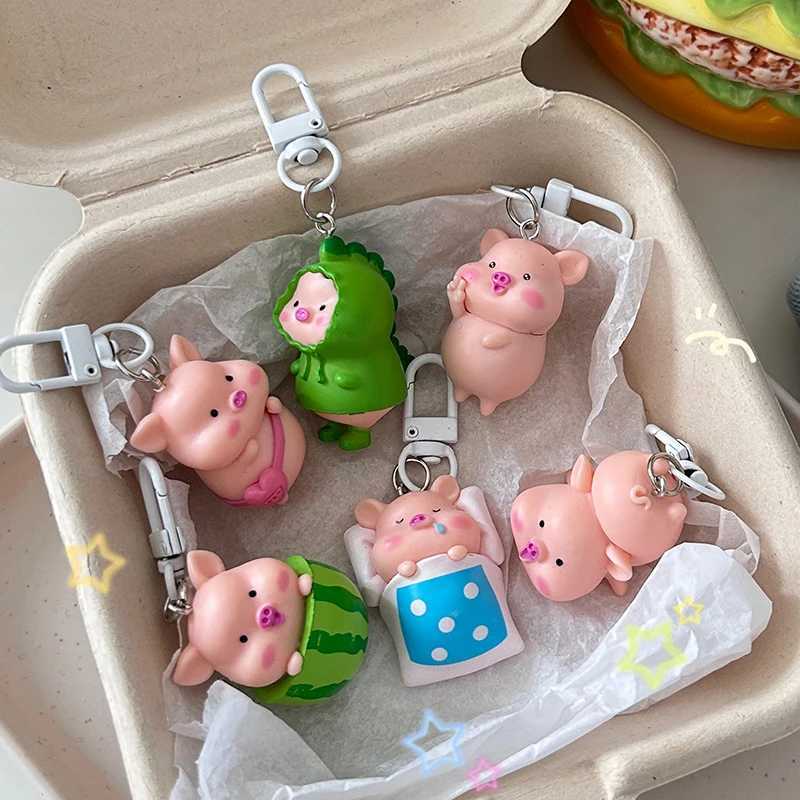 Cute and interesting 3D pig keychain Kawaii pig animal shaped keyring bag mobile phone pendant decoration accessoriesXJ250319