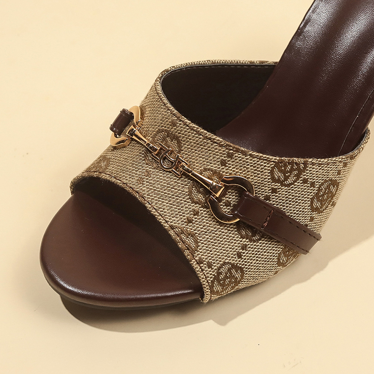 High heels sandals leopard print shoes free Shipping Designer Slippers exposed toes fish mouth sloping heels casual and versatile vacation 2025