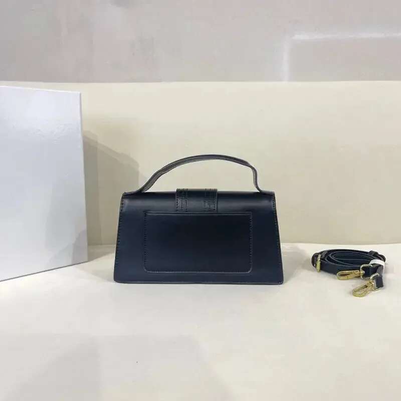 Ja's niche design new popular square fashion trend versatile shoulder handbag crossbody armpit bag