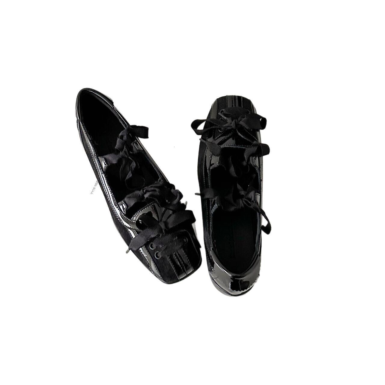 2025 new French niche ballet style bowling tie tied flat shoes designer fashion sports single shoes