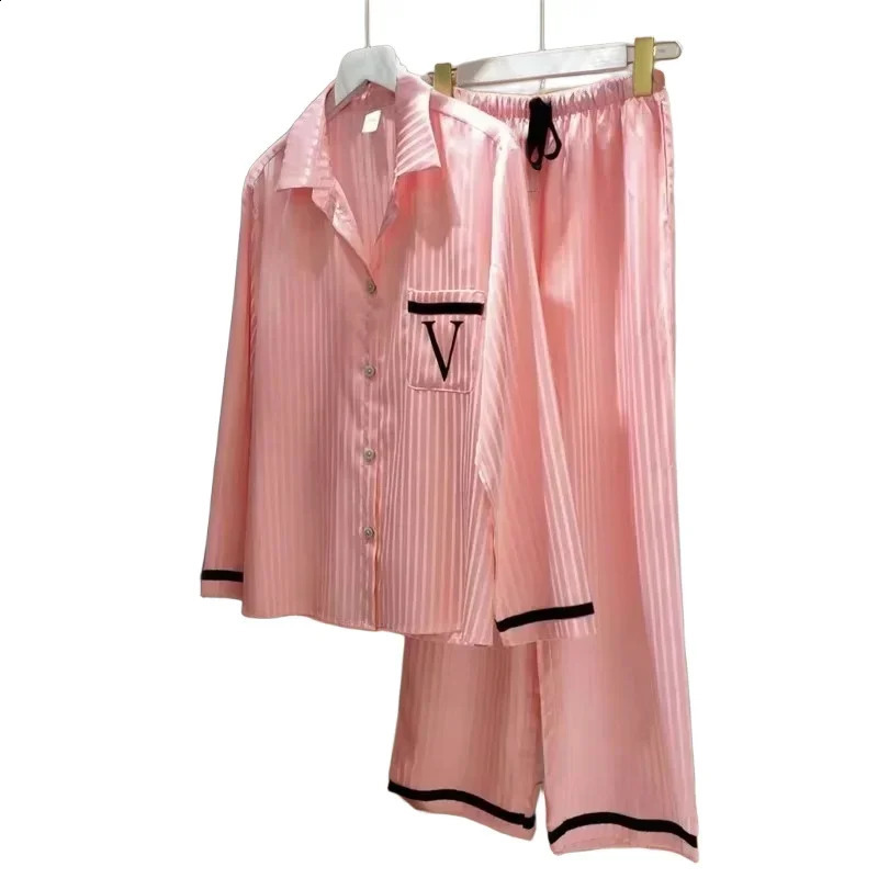 Autumn Womens Long Silk Pajamas Two -piece Satin Noodle Cardigan Casual Clothes Thin Fashion Loose Home Service 250319