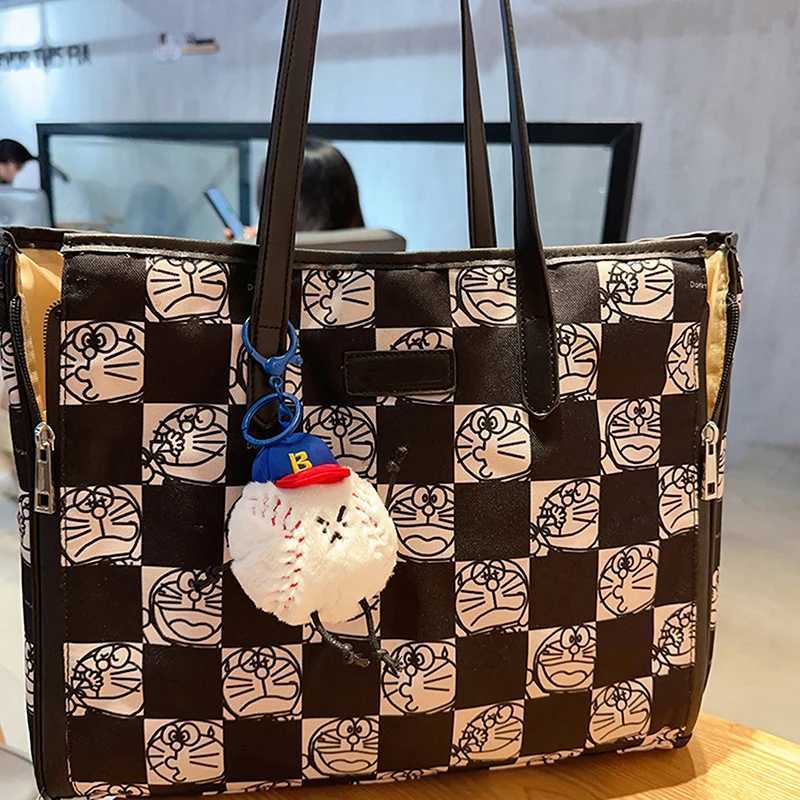 Keychain Creative Cute Ball Sports Plush Doll Keychain Mens and Womens Bag Small Pendant Cartoon Couple Backpack Car PendantXJ250319