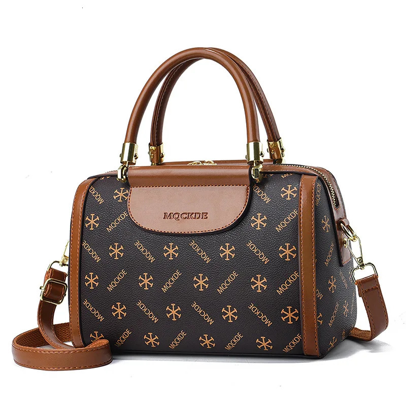 Boston Pillow Bag Soft Leather Womens Handbag Classic Shoulder Bag Large Capacity Cross body Bag 250318