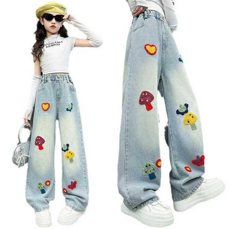 Teenage Girl Jeans Spring and Autumn 2025 Childrens Cute Mill Mushroom Embroidery Trouser Childrens Straight Leg Loose Wide Leg JeansT2502320