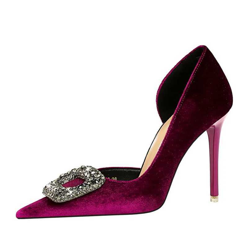 Wen Super High Veet Pump Shallow Mouth Upper Hollow Heart Rhine Crystal Buckle Purple Shoes Y250319