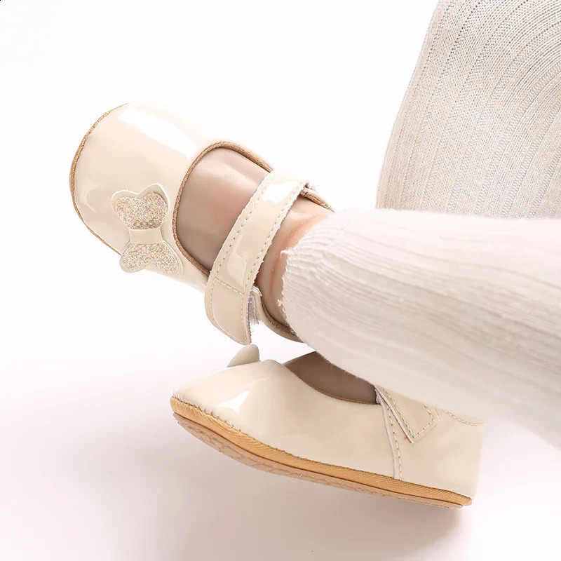 Adorable Baby Girls Sparkly Mary Jane Flats with Bow Detail Non-Slip Sole Perfect for borns and Infants 250319