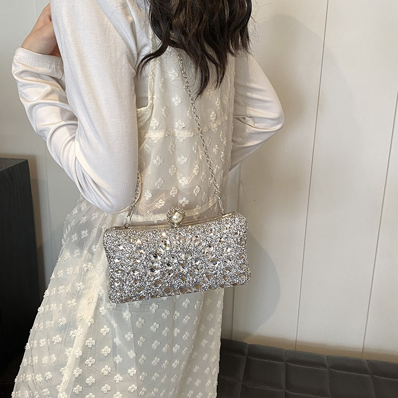 shiny and trendy 2025 casual new single shoulder crossbody bag sparkling diamond studded fashionable chain armpit bag