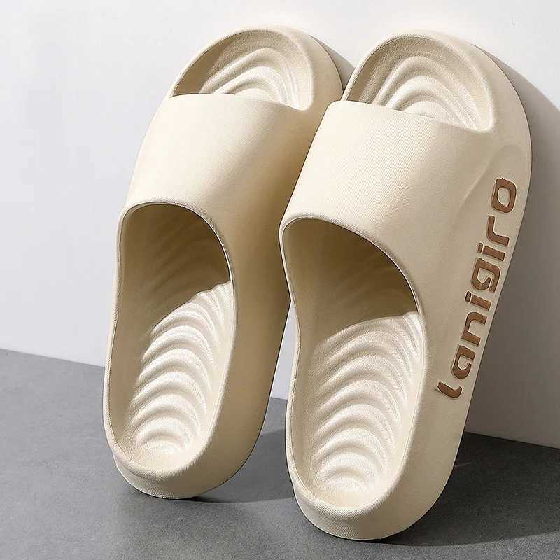 Thick Platform low Slippers Men Outdoor Summer Soft Sole Eva Cloud Slippers Wan Letter Print N Slip Indoor House Shoes Y250320