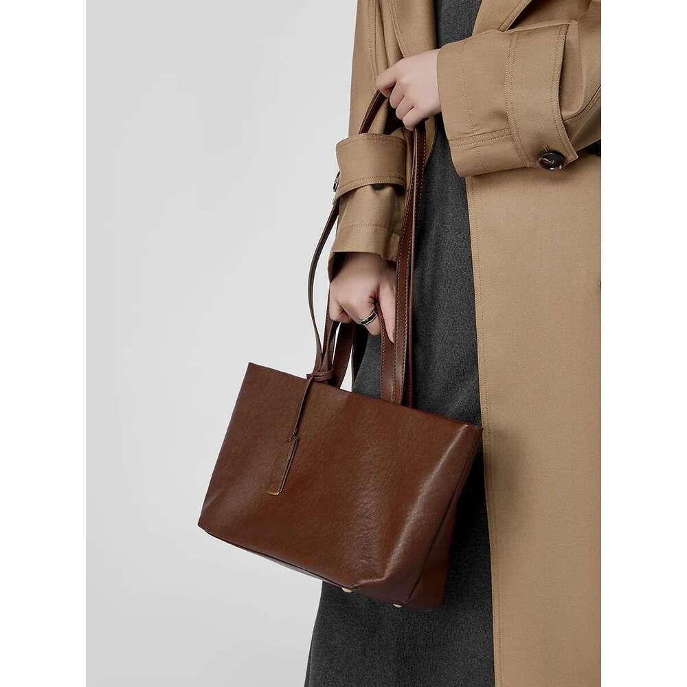 Woman Shoulder Soft Leather Large Capacity Square Fashion Tote Bag Korean Fashionable Handbag Shopping Underarm Bags