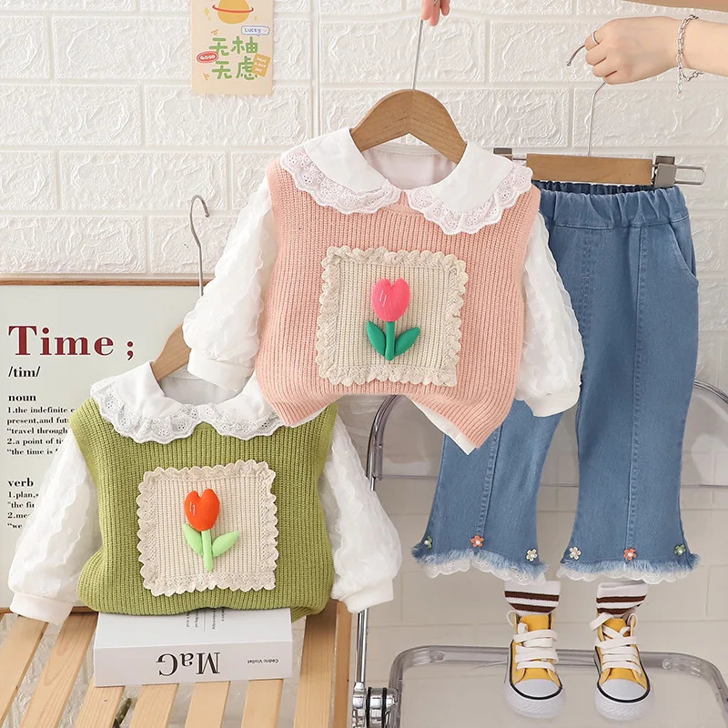 Spring and Autumn Preschool Girls 3piece Clothing Set Cotton Lace Bubble Sleeve Shirt Knitted Flower Vest Flange Jeans 250319