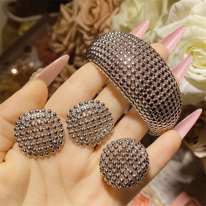 cuff bracelet hollow ball metal bracelet fashion women simple gold jewelry couple set gift bracelet 250320