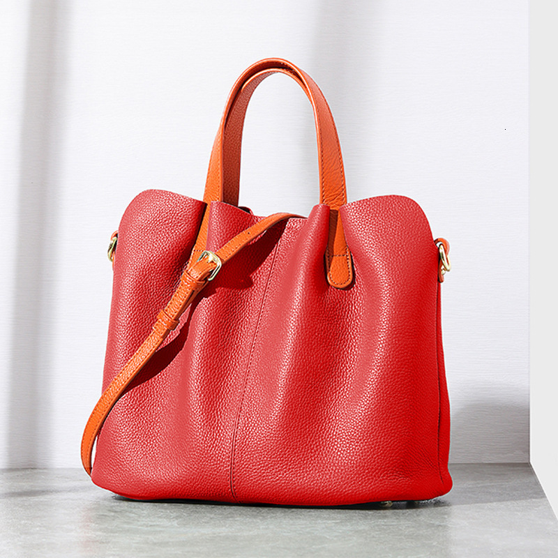 New Minimalist Women S Premium Texture Shoulder Bag Casual Soft Leather Large Capacity Commuting Tote Bag Shoulder Bags