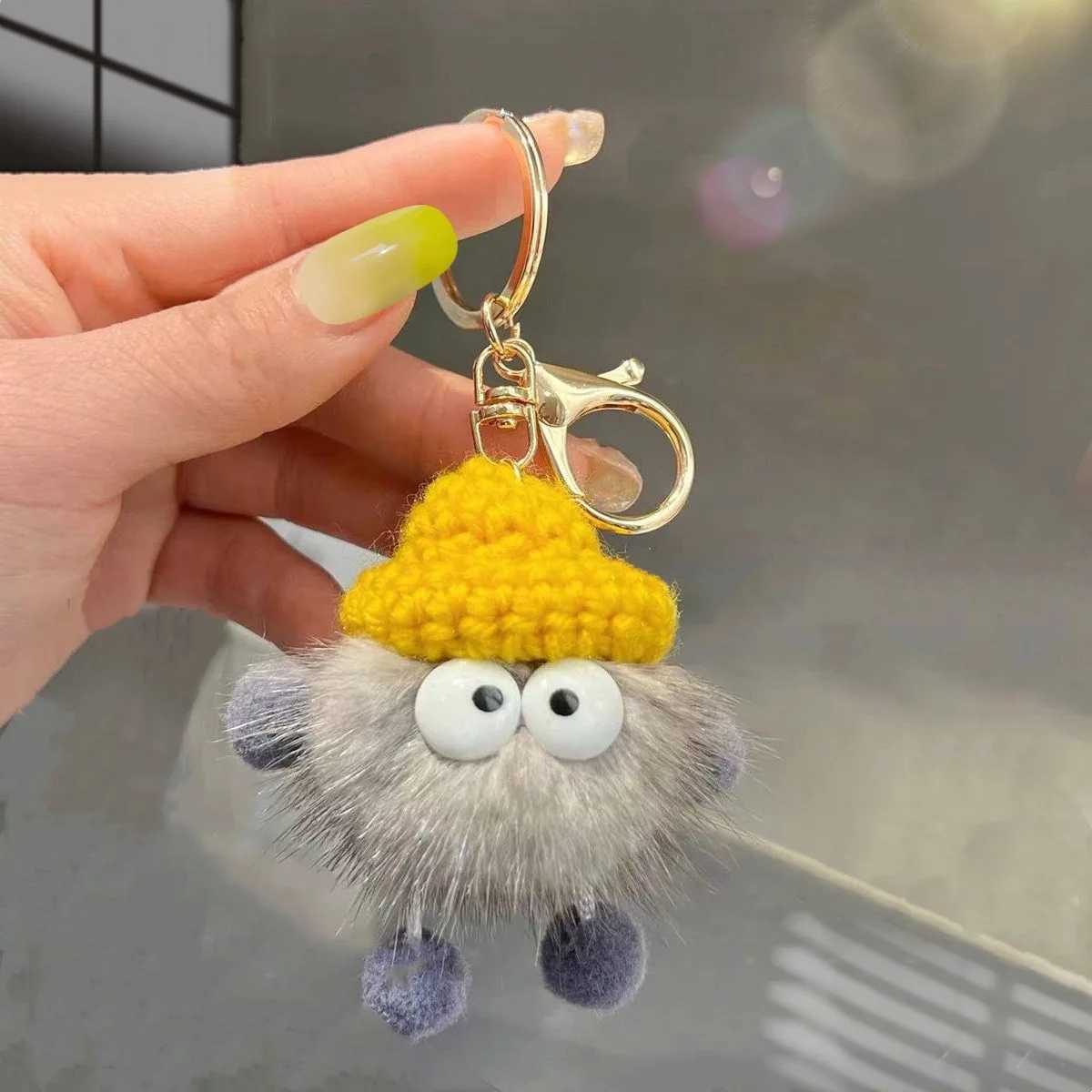 New cute mink fur lanyard Briquettes keychain car keychain pendant plush school bag pendant gift Kavay backpack keychainXJ250319