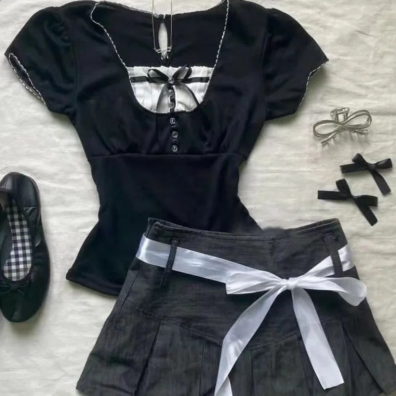 Y2k Aesthetic Subcultural Constrast Color Spliced U Neck Punk Shirts American Harajuku Top Pleated Skirts Two Piece Sets 250319
