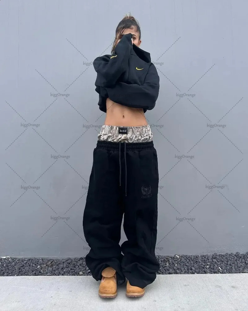 trend clothing Y2K Harajuku camouflage splicing twopiece set mens hiphop casual straight sports pants womens 250317
