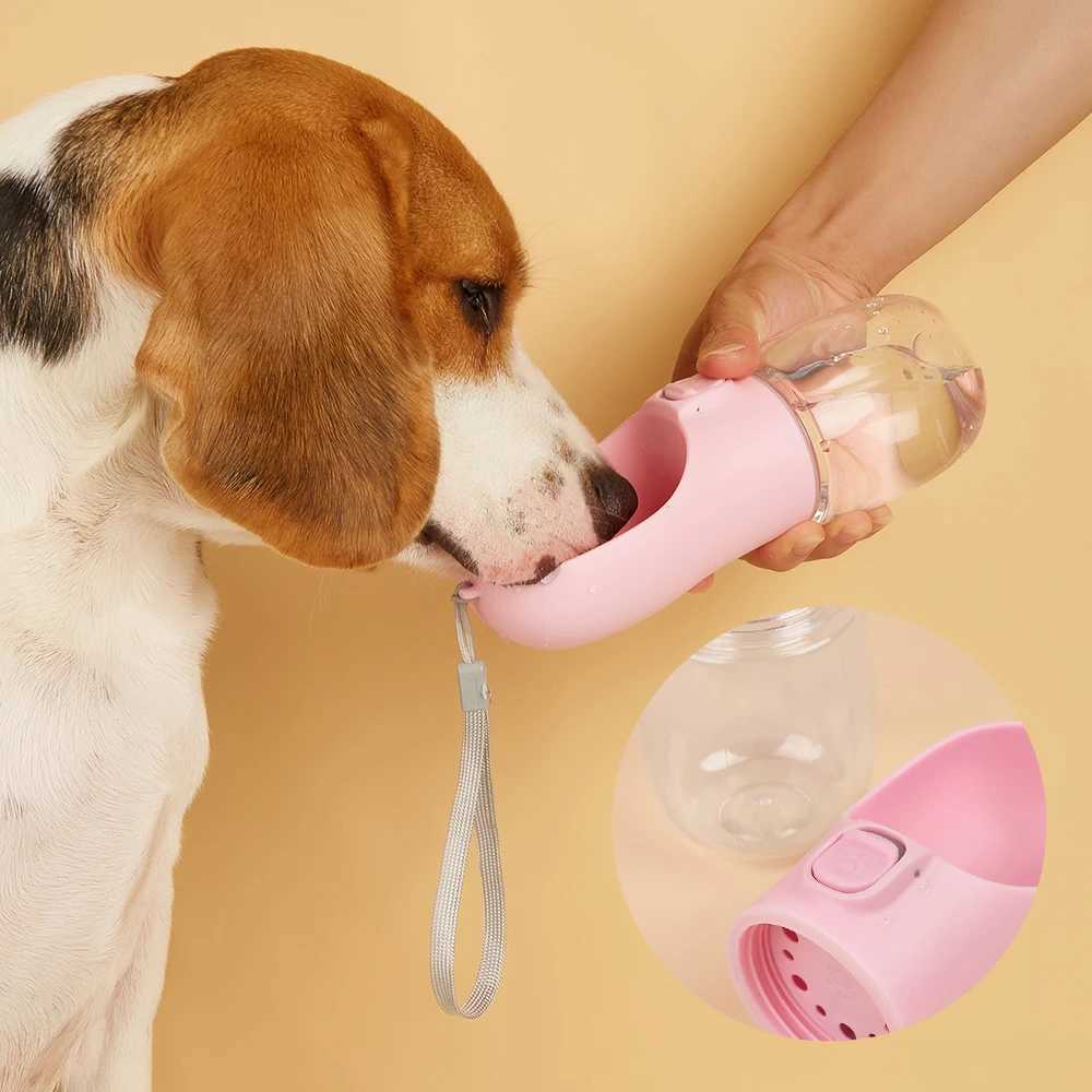 Dog water bottle dog cat water feeder bowl outdoor travel leak proof small dog beverage container Chihuahua Labrador Retriever for pets Y250319