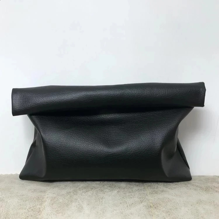 Solid color womens clutch bag soft PU leather evening trend party girl envelope large capacity black 250317