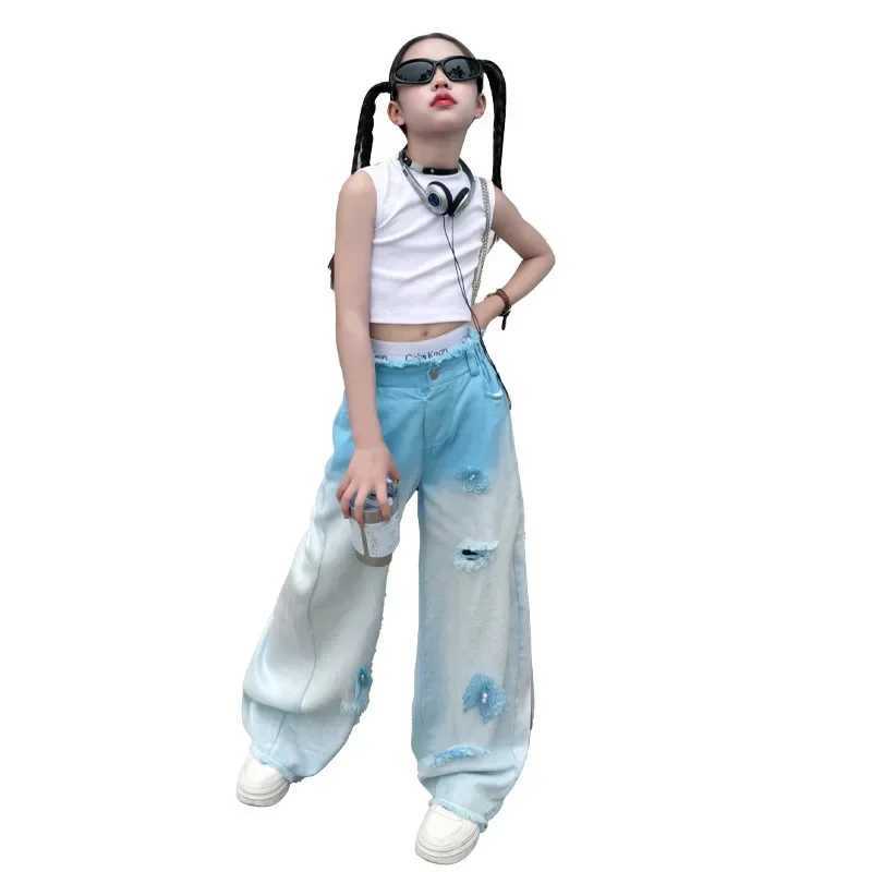 Teen Girls 3D Butterfly Gradient Hole Wide Legs Jeans Children Floor Pants Fashion Elastic Waist Comfort Kids PantsT250326
