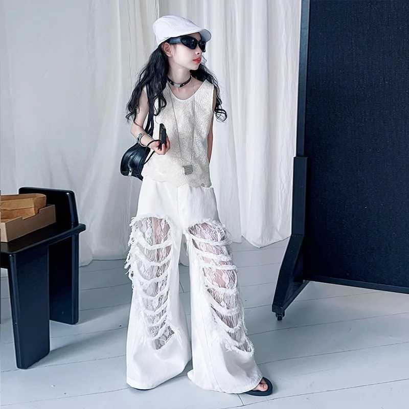 Childrens Fashion Street Style Y2K Clothing Set Girls Summer T-shirt and Pants Street Clothing Childrens Cool Clothing SetT250326