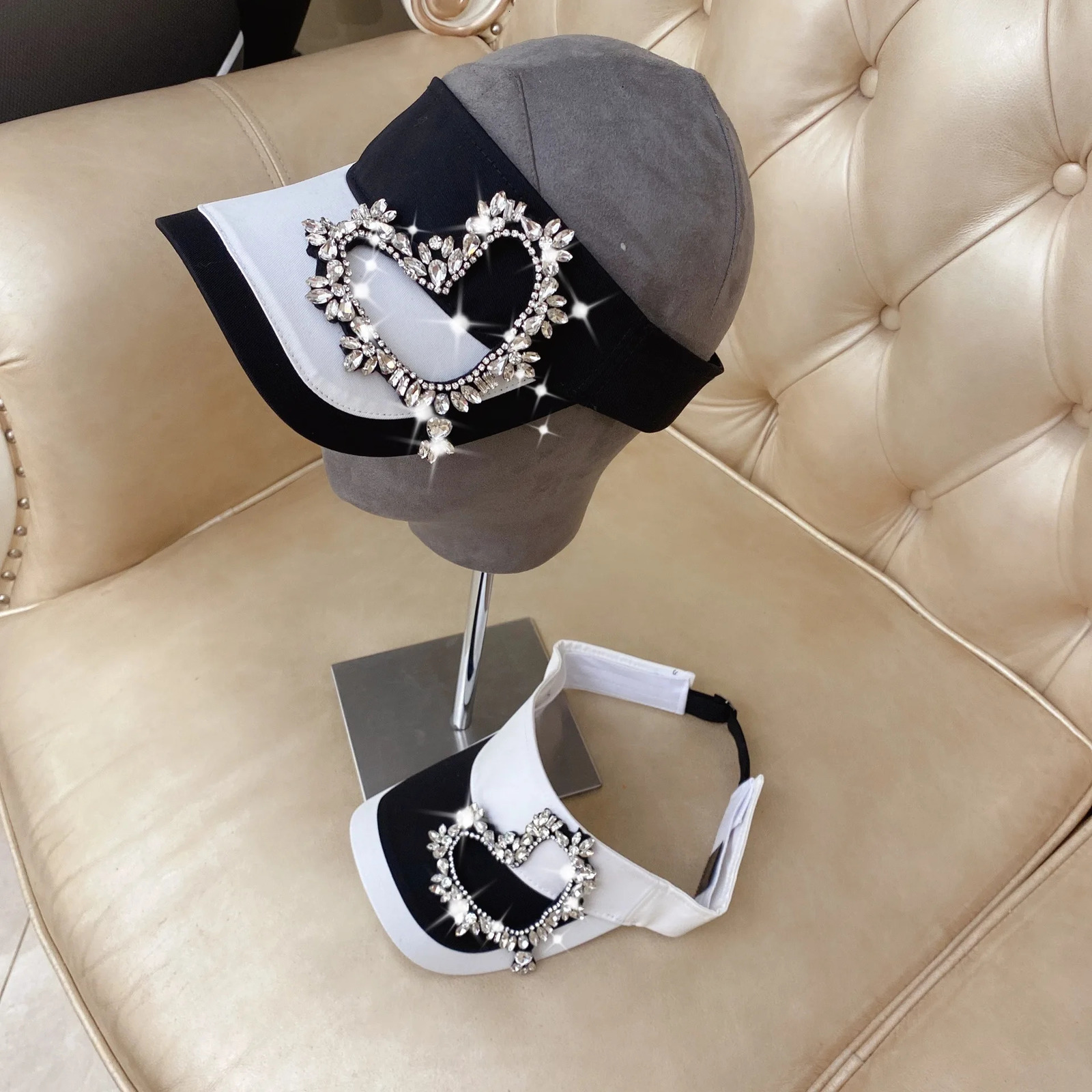 Summer Product Super Flash Heavy Handmade Rhinestone Love Fashion Empty Top Hat Outdoor Travel Leisure Sun hat Travel Sunscr 250320