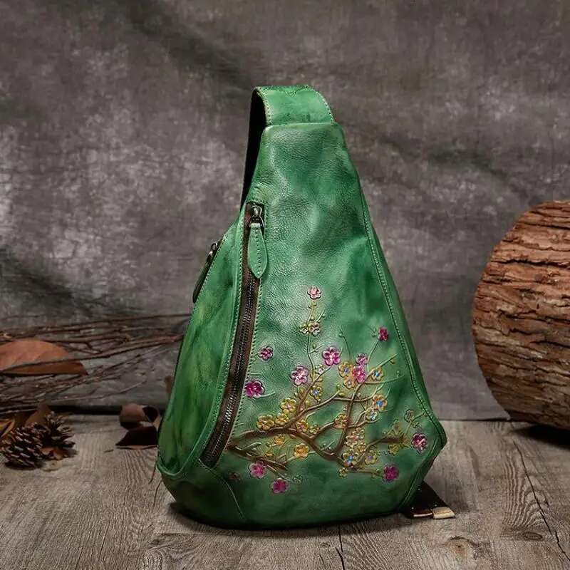 MOTAORA Vintage Emed Women Backpack Genuine Leather Ladies Ral Chest Handmade Backpacks Bags For Female Women's Bag