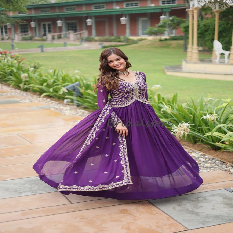 Ethnic Purple Lehenga Evening Dress With Dupatta Paskistani Georgette V Neck Gold Lace Abaya Prom Dress Indian Party Special Occasion Wear Reception D