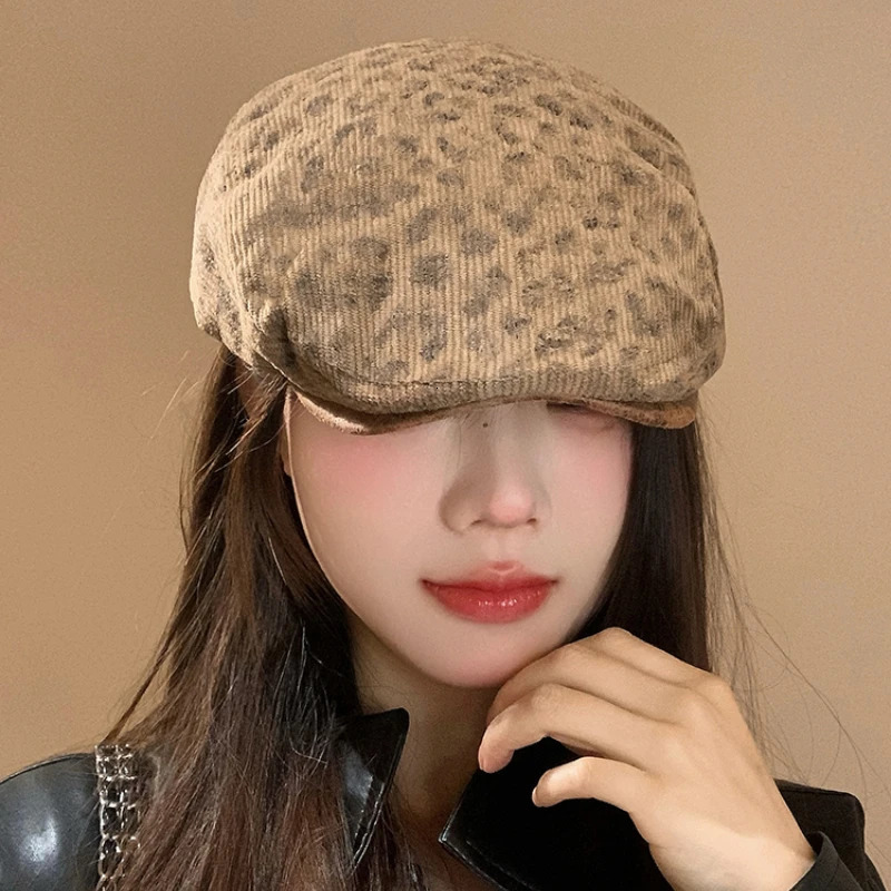 Y2K Personalized Leopard Print Corduroy Forward Hats Women Spring and Autumn Niche Versatile Retro Literary Painter Berets Cap 250320