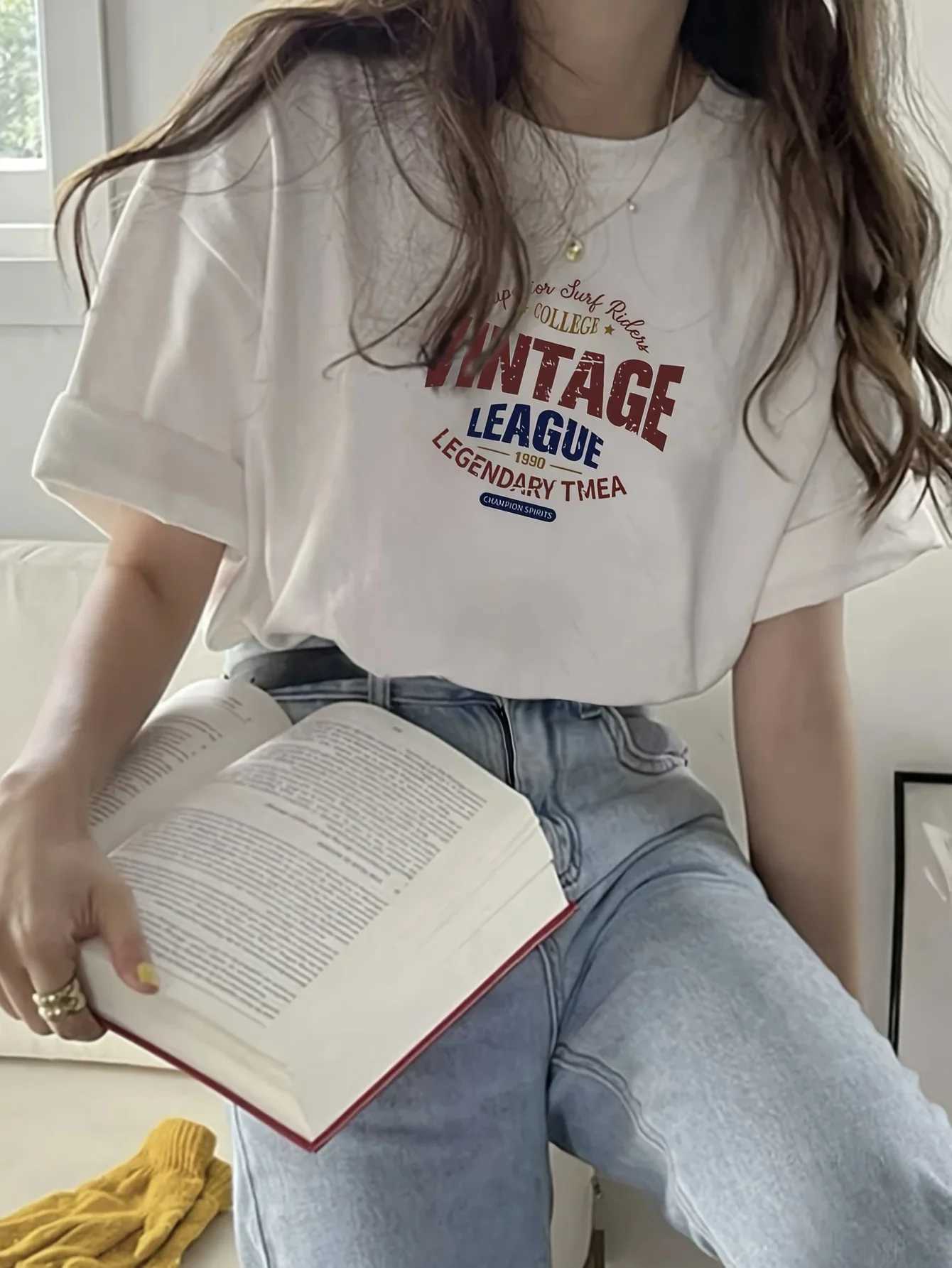 Retro League Letter Printed Womens T-shirt Summer Fashion Cotton Top Comfortable O-neck Short Sleeve Soft Oversized ClothingT250320