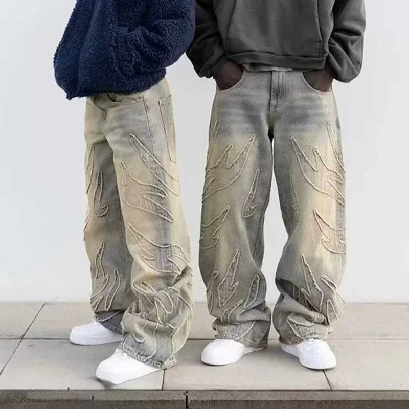 Mens Baggy Aesthetic Streetwear Jeans Mens Retro Fashion Wide Leg Denim Pants Graphic Embroidered Designer Hip Pop Denim TrousersT250319