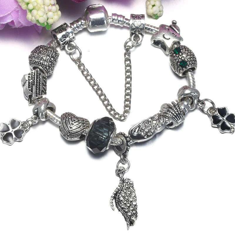 High Quality Charm Bracelets For Women With Crystal Flower Pendant Bracelet Bangle Valentine's Day Jewelry Gift Wholesale