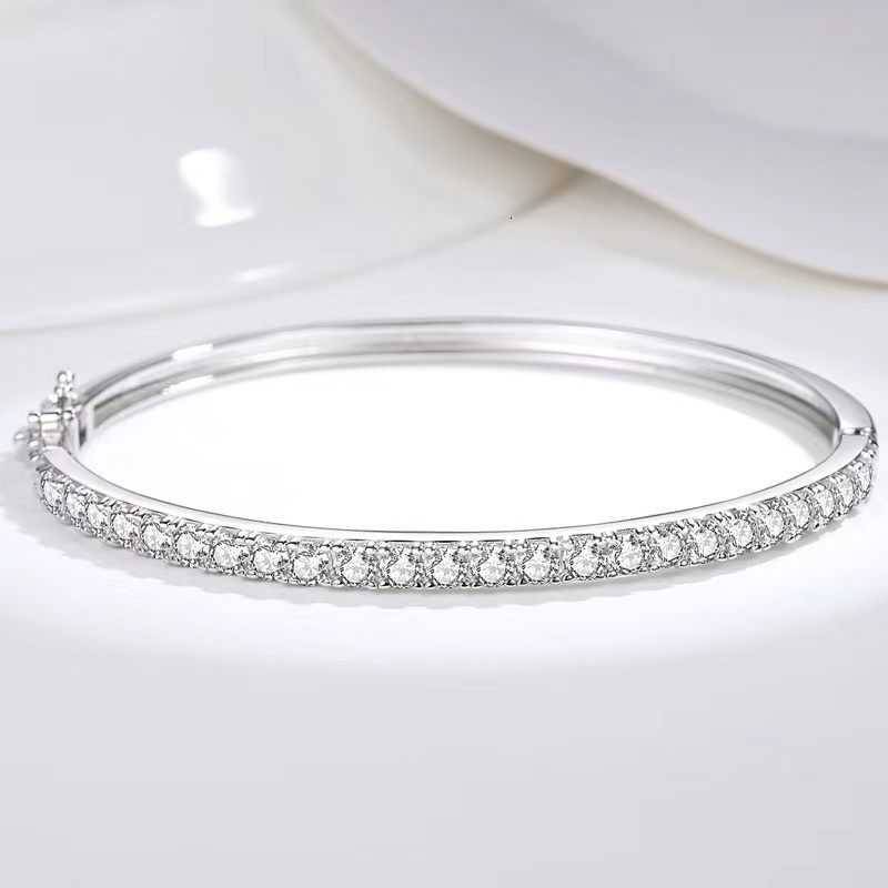 Iced D Color Moissanite Bangle Women S925 Sterling Silver Ins Fashion Moissanita Diamond Bracelet White Gold Finish Pass Tester
