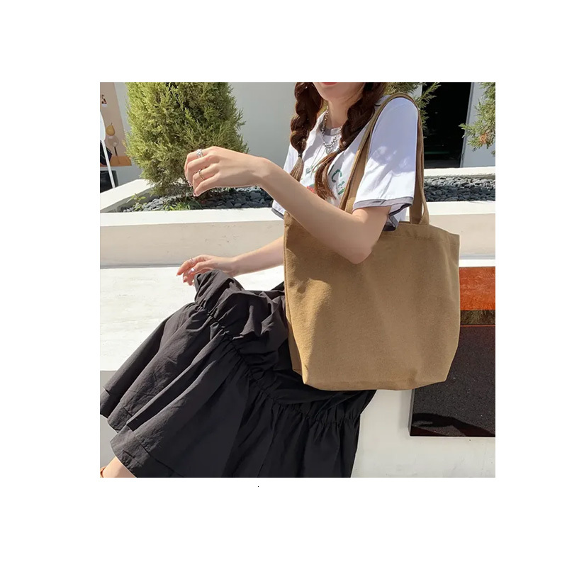 Versatile High-Capacity Tote Bag for Holidays and Everyday Needs