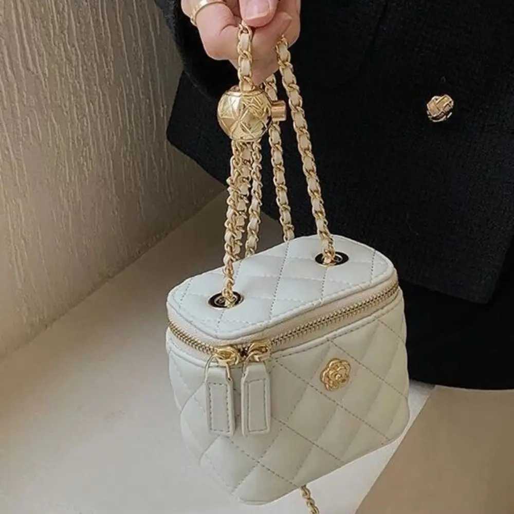 Top Quality Brand High Quality New Style Free Delivery Designer Bag Camellia Small Shoulder Fashion Chain Strap Rhombus Bucket Crossbody Bag Y250319