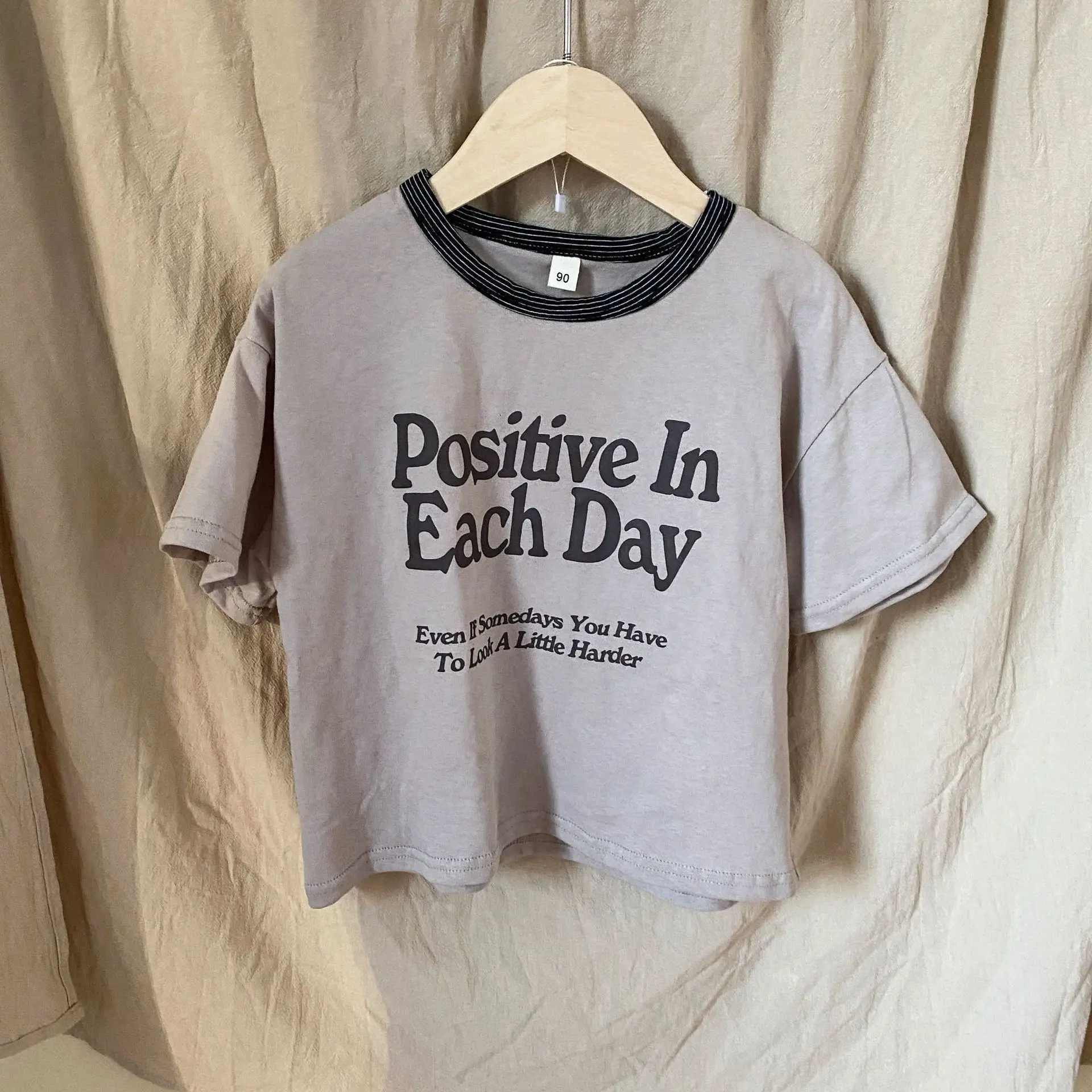 2024 Summer Loose Boys Letter Printed Short Sleeve T-shirt Girls Fashion Cotton T-shirt Childrens Casual Top Childrens T-shirtT250320