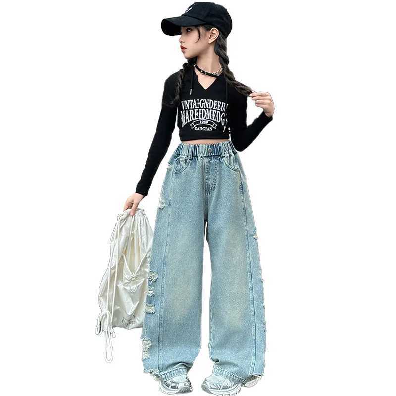 Childrens retro torn jeans suitable for girls fashionable high waisted spring and autumn broken holes wide legs teenagers childrens denim TrouserT2503