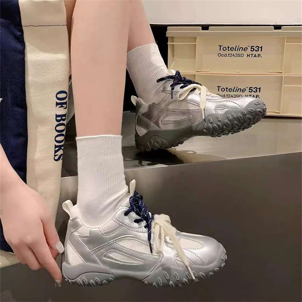 2025 With Box Designer shoes sneakers FEDONAS Thick soled Women's suede sneakers