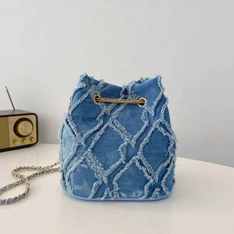 Womens denim bucket womens handbag denim canvas bag underarm bag Metal chain designer large capacity cross body new shoulder messenger bag underarm ba