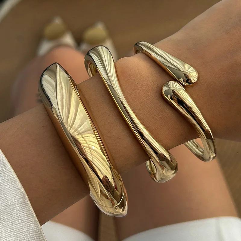 3 Styles Punk Vintage Wide Cuff Bangles Hip Hop Gold Silver Color Geometric Metal Spring Chunky Bangle Women Bracelets Jewelry 250320
