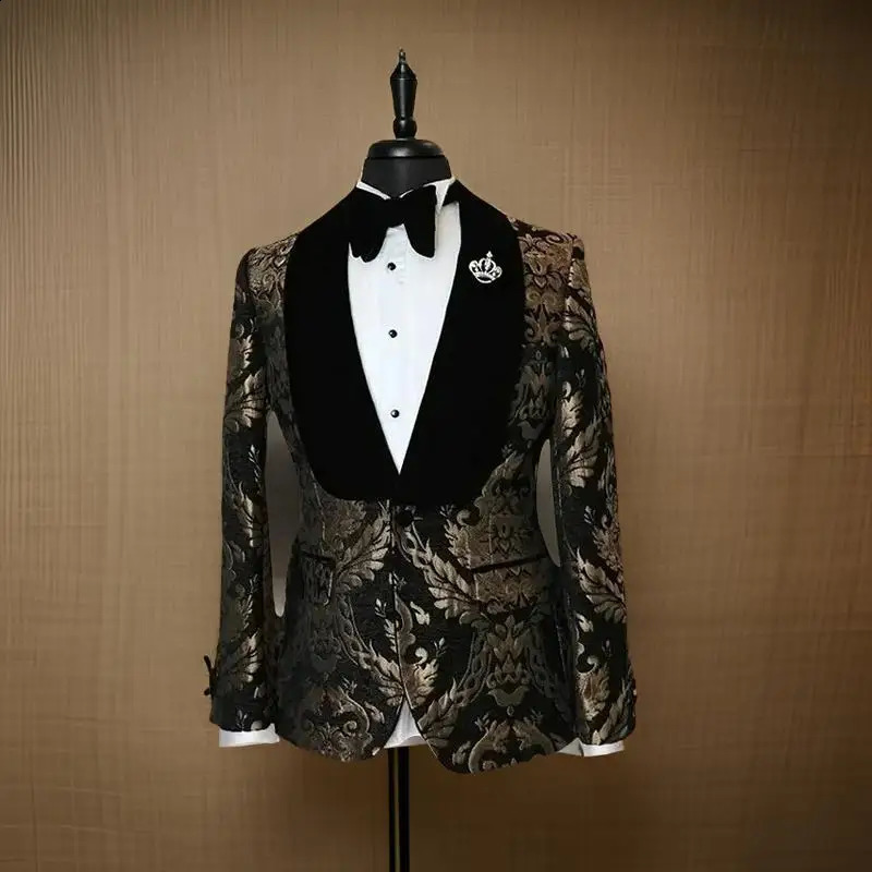1 Piece Suit Jacket for Men 2024 Velvet Shawl Lapel Wedding Groom Tuxedo Blazer Jacquard Fashion Ready to Ship 250311