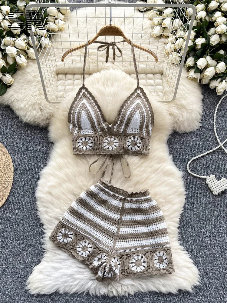 SINGREENY Beach Vacation Knit 2-piece Set Womens Strapless Lace TopElastic Waist Shorts Hook Flower Hollow 2-piece Set 250318