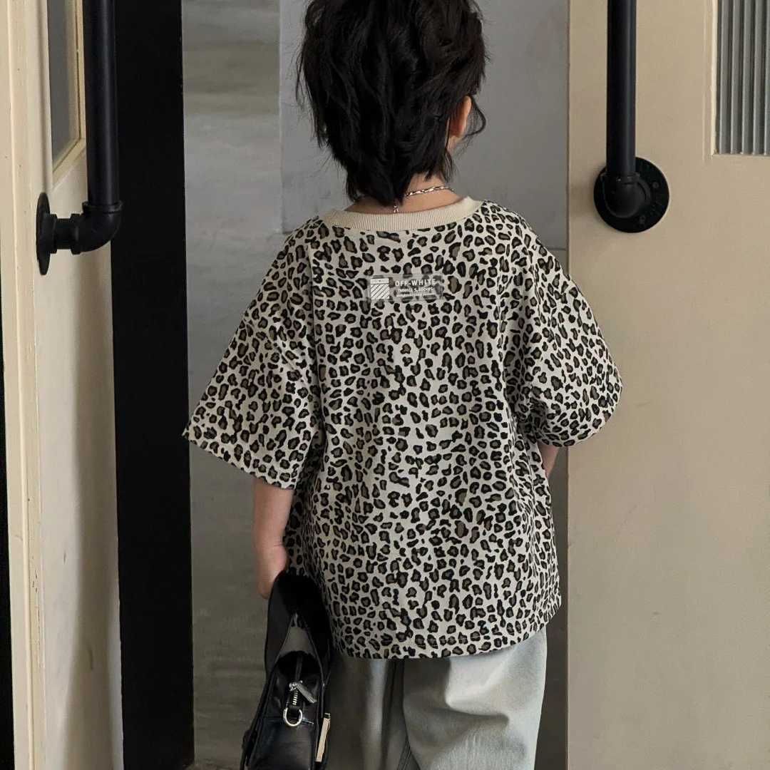 Childrens clothing childrens casual T-shirt 2025 summer short sleeved fashionable leopard print half sleeved cool top suitable for boys and girlsT2503