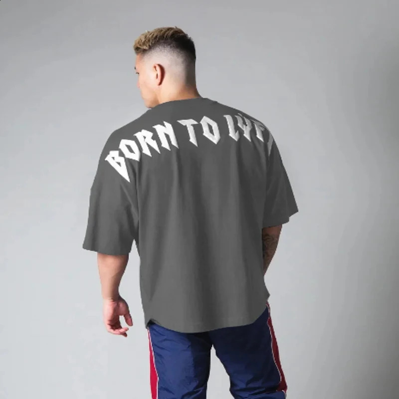 High quality gym T-shirt mens bodybuilding printed loose T-shirt sports T-shirt mens clothing cotton short sleeved sports shirt 250317