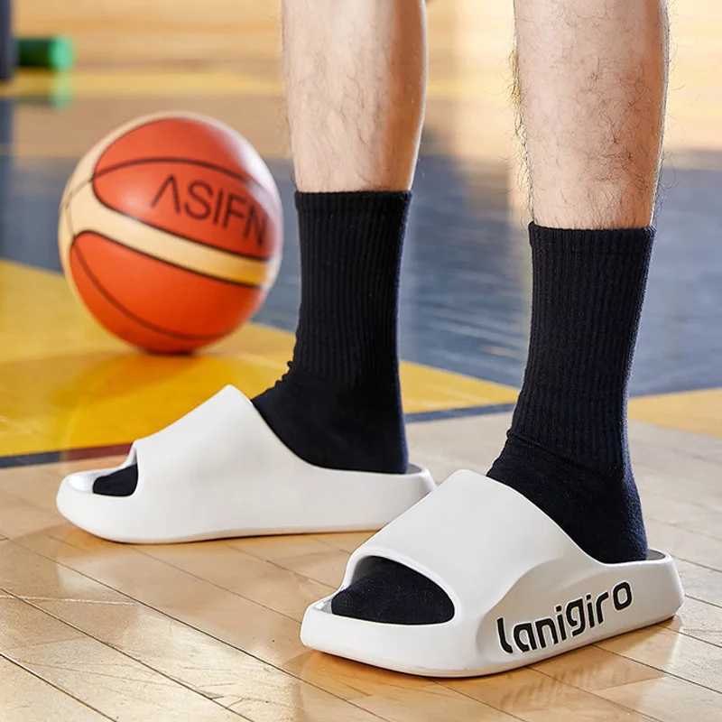 Thick Platform low Slippers Men Outdoor Summer Soft Sole Eva Cloud Slippers Wan Letter Print N Slip Indoor House Shoes Y250320