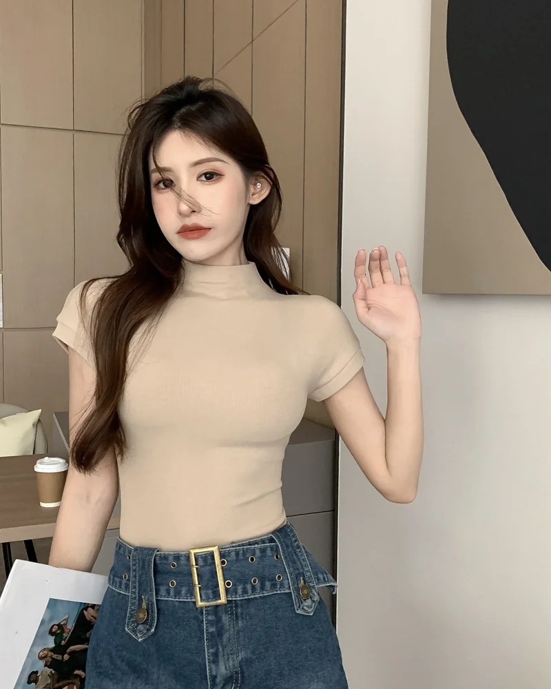 Korean Fashion Basic Crop Top Lady Short Sleeve Crewneck Skinny T-shirt Summer Tee for Women Vintage Top Harajuku Y2k Streetwear 250320