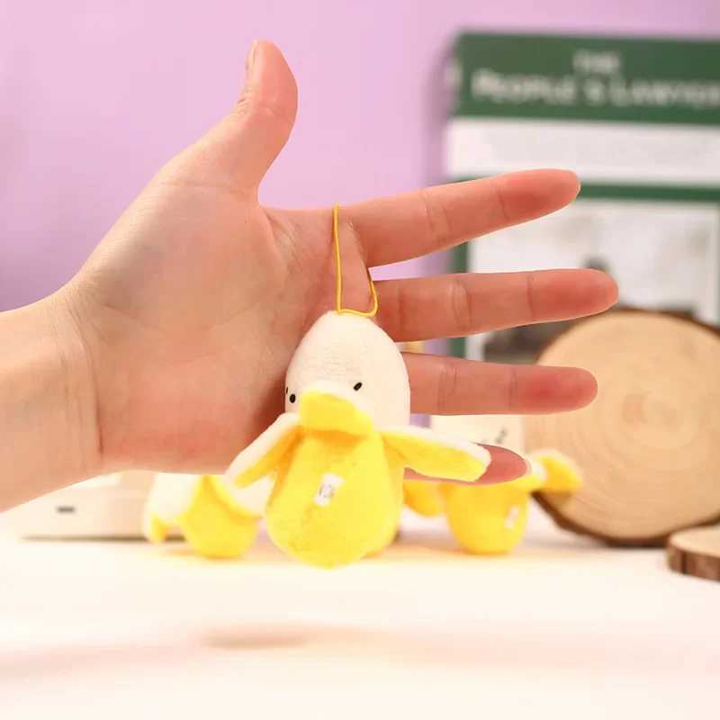 Creative Plush Banana Keychain Cute Little Fruit Doll Pendant Keychain Girl Packaging Decoration Student Books Accessories GiftXJ250319